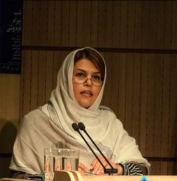 نادره نفیسی