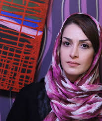 لیلا صادقی نویسنده ، شاعر و منتقد: نـقد سهیم شدن در لذت متن است | مرکز  دائرةالمعارف بزرگ اسلامی